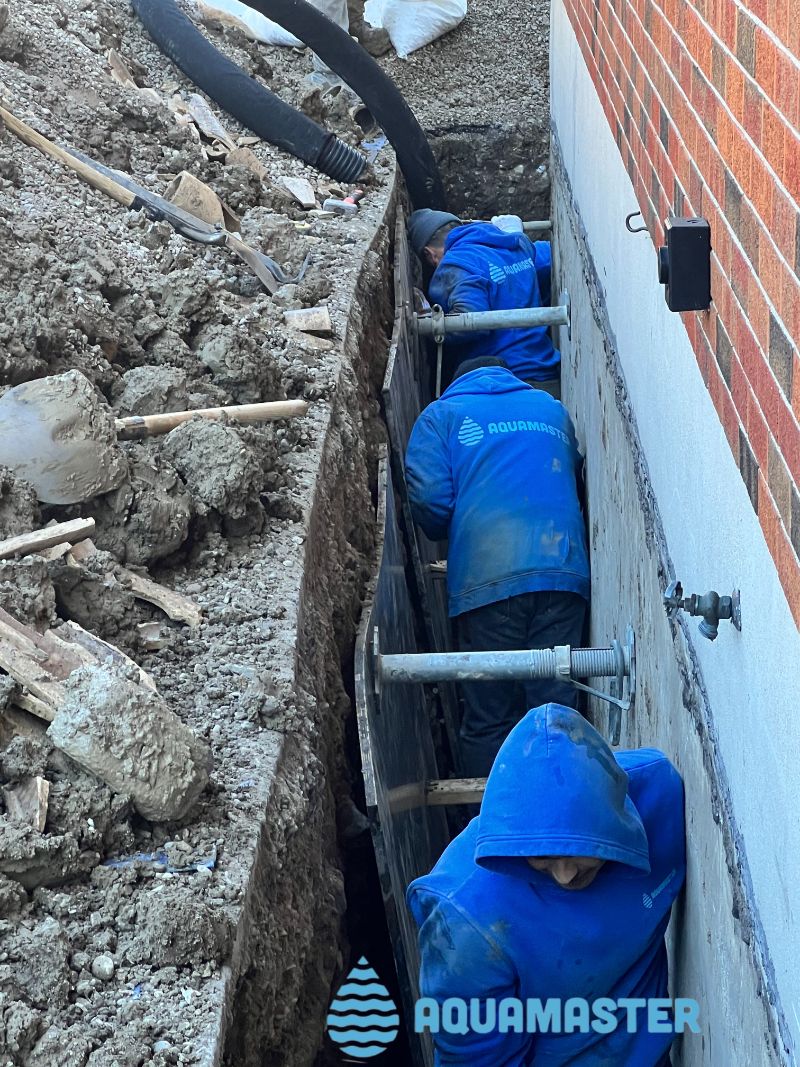 digging to foundation for basement waterproofing